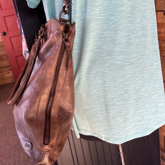 Bed Stu Mildred in Taupe DD - Picture 4 of 10